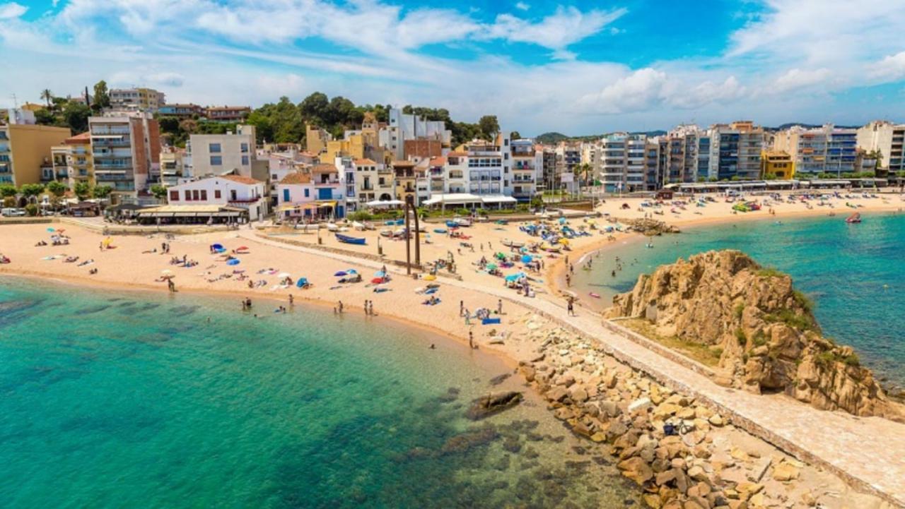 Apartamento Cerca De La Playa Blanes Extérieur photo